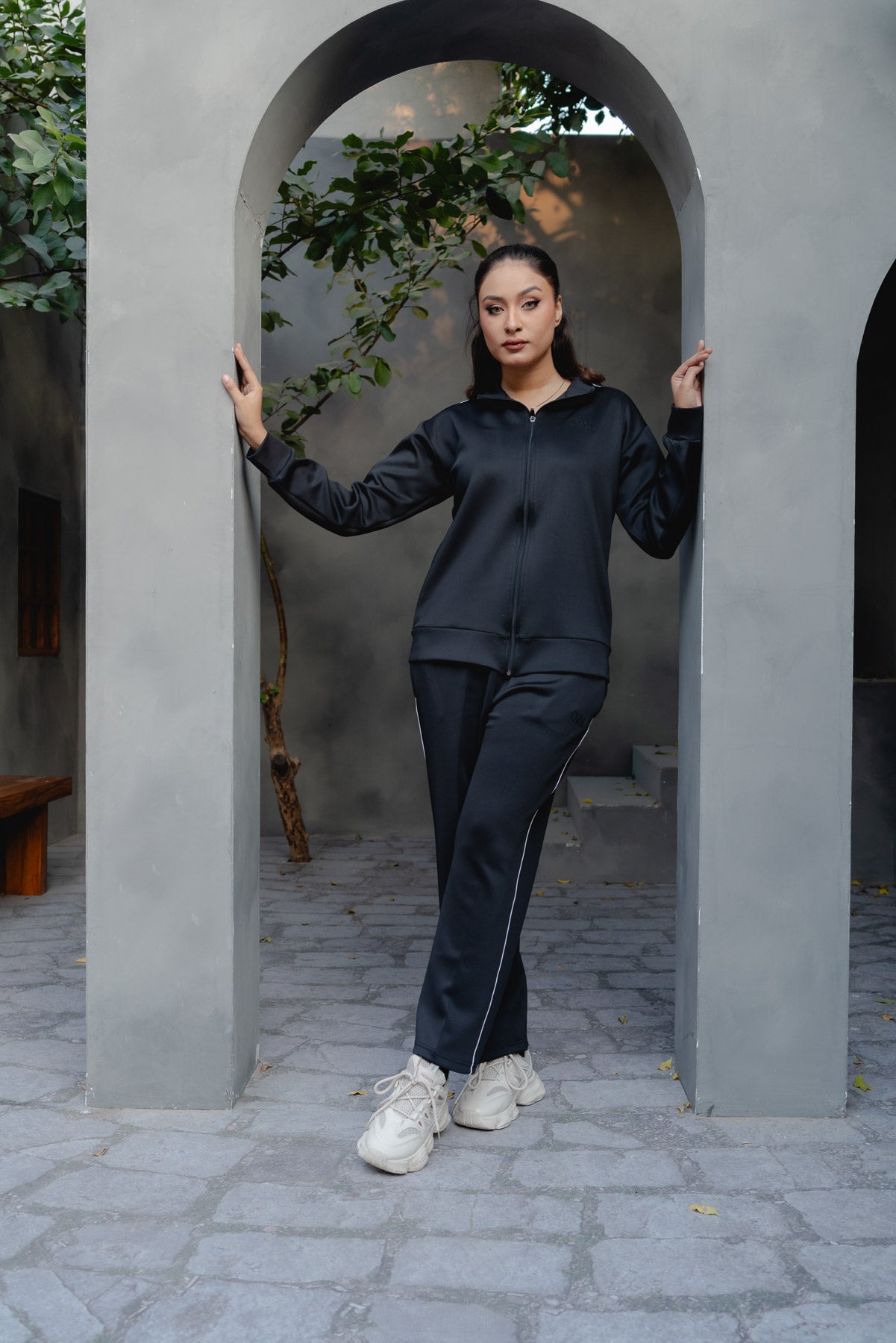 LINEA CONTRAST TRACK SET | NOIR CONTRAST